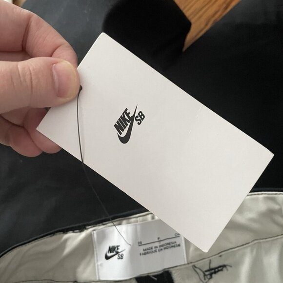 Nike SB Men 26 Black Cotton Blend Skateboard Relaxed El Chino Skate Shorts NWT - Picture 10 of 11